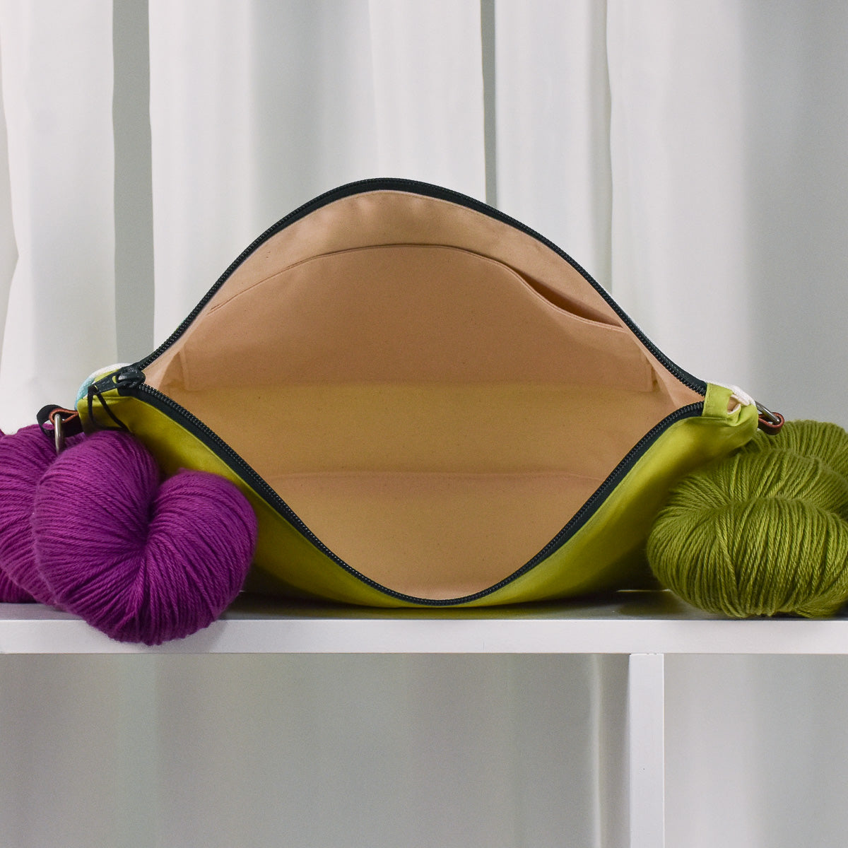 Kiwi with Turquoise Bubbles Bag No. 5 - The Large Zip Project Bag