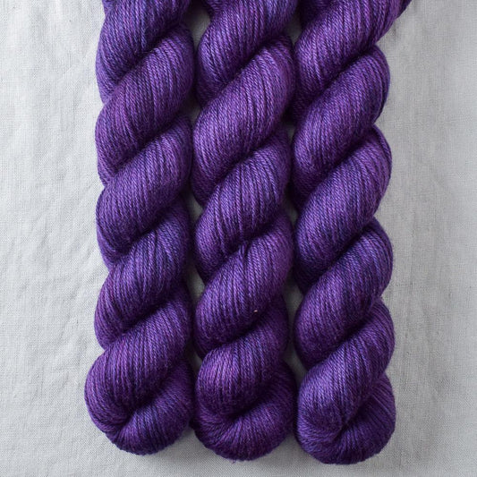 Lilacs - Yowza Mini