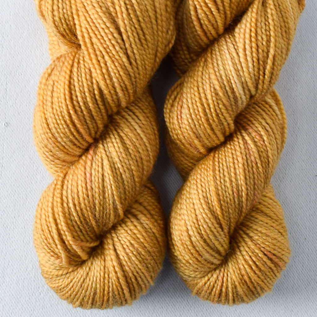 Linden - Miss Babs Yummy 2-Ply Toes superwash Merino wool yarn