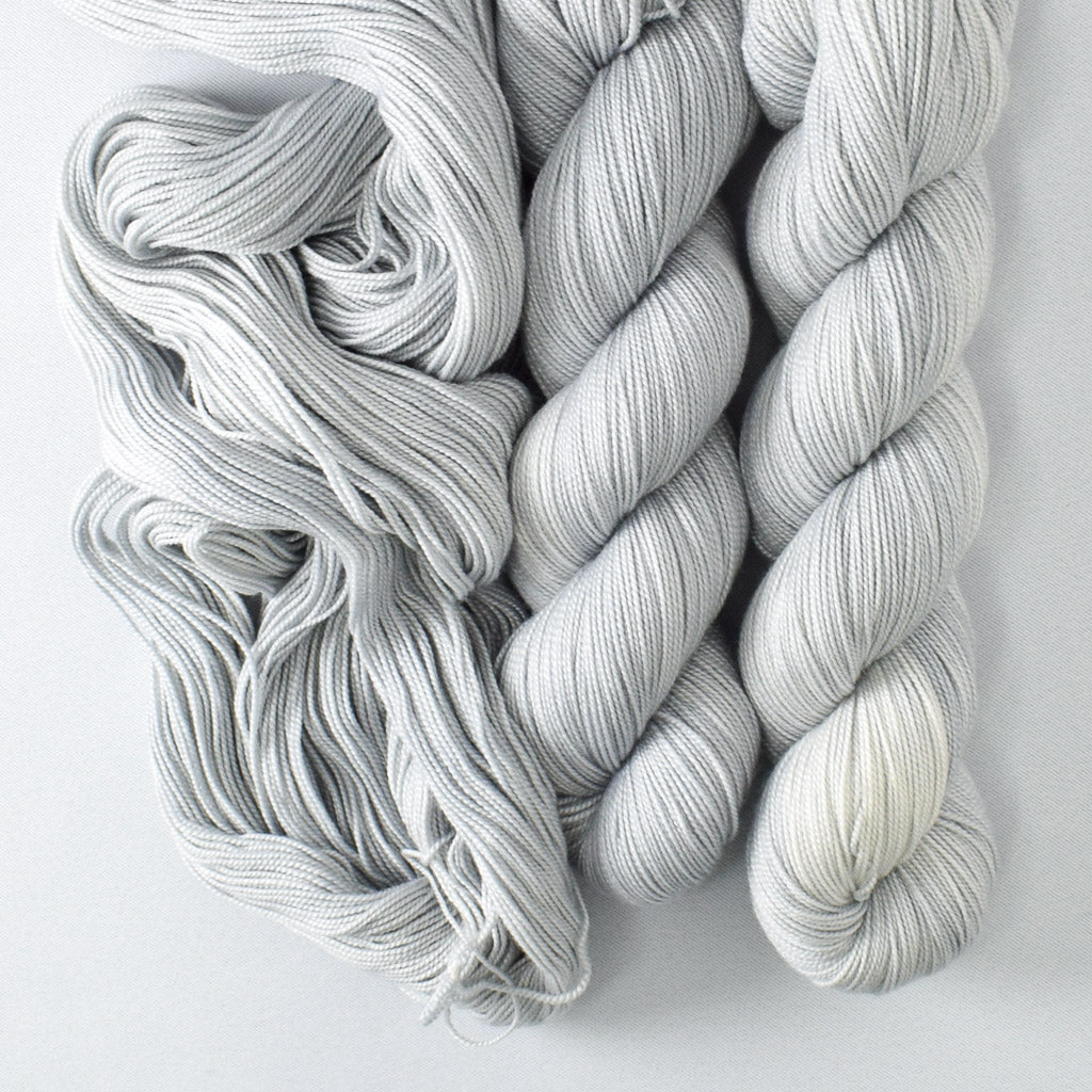 Long Shadows - Miss Babs Avon yarn