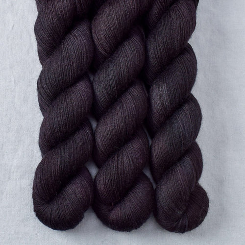 Lurch - Miss Babs Katahdin 437 yarn