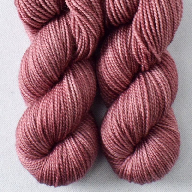 Magnum - 2-Ply Toes