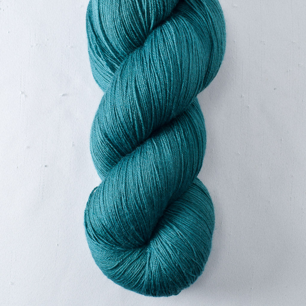 Mahi Mahi - Miss Babs Katahdin yarn