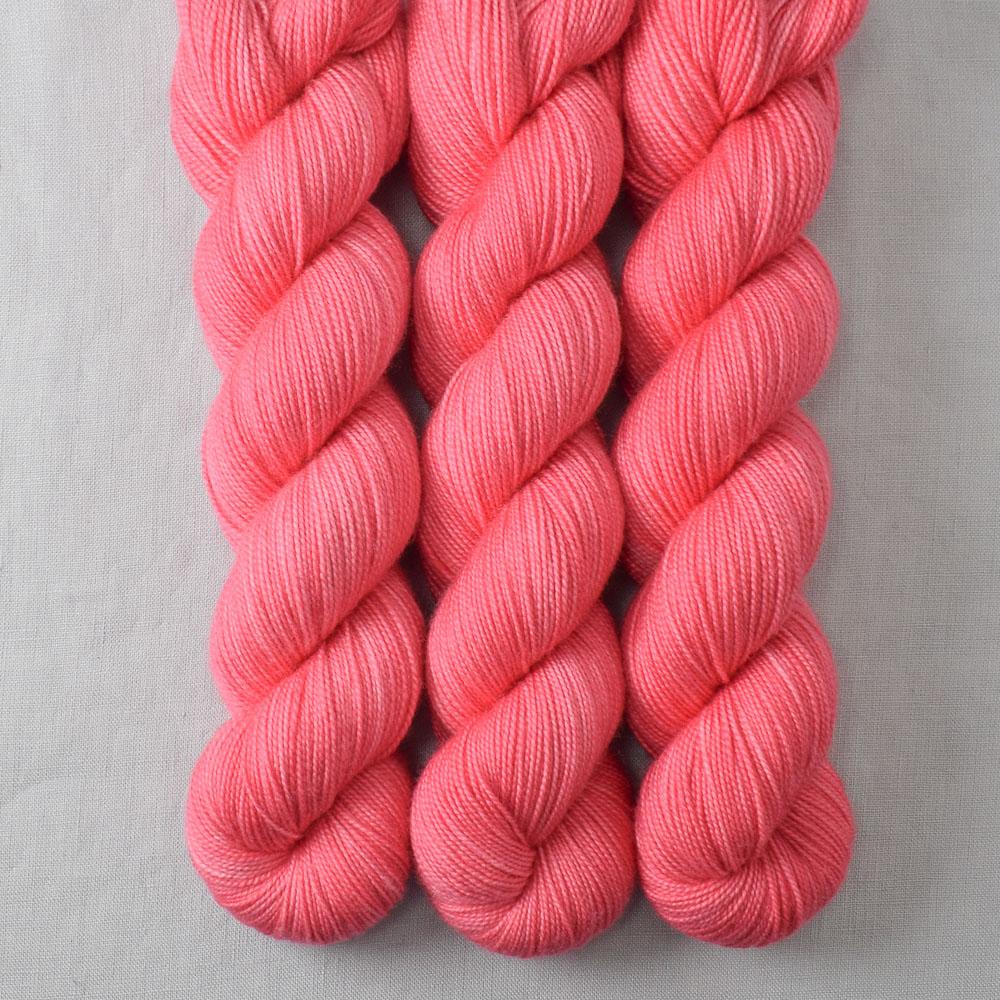 Manel - Miss Babs Yummy 2-Ply superwash Merino wool yarn