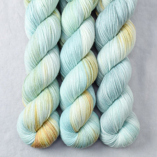 Mantis - Miss Babs Tarte yarn