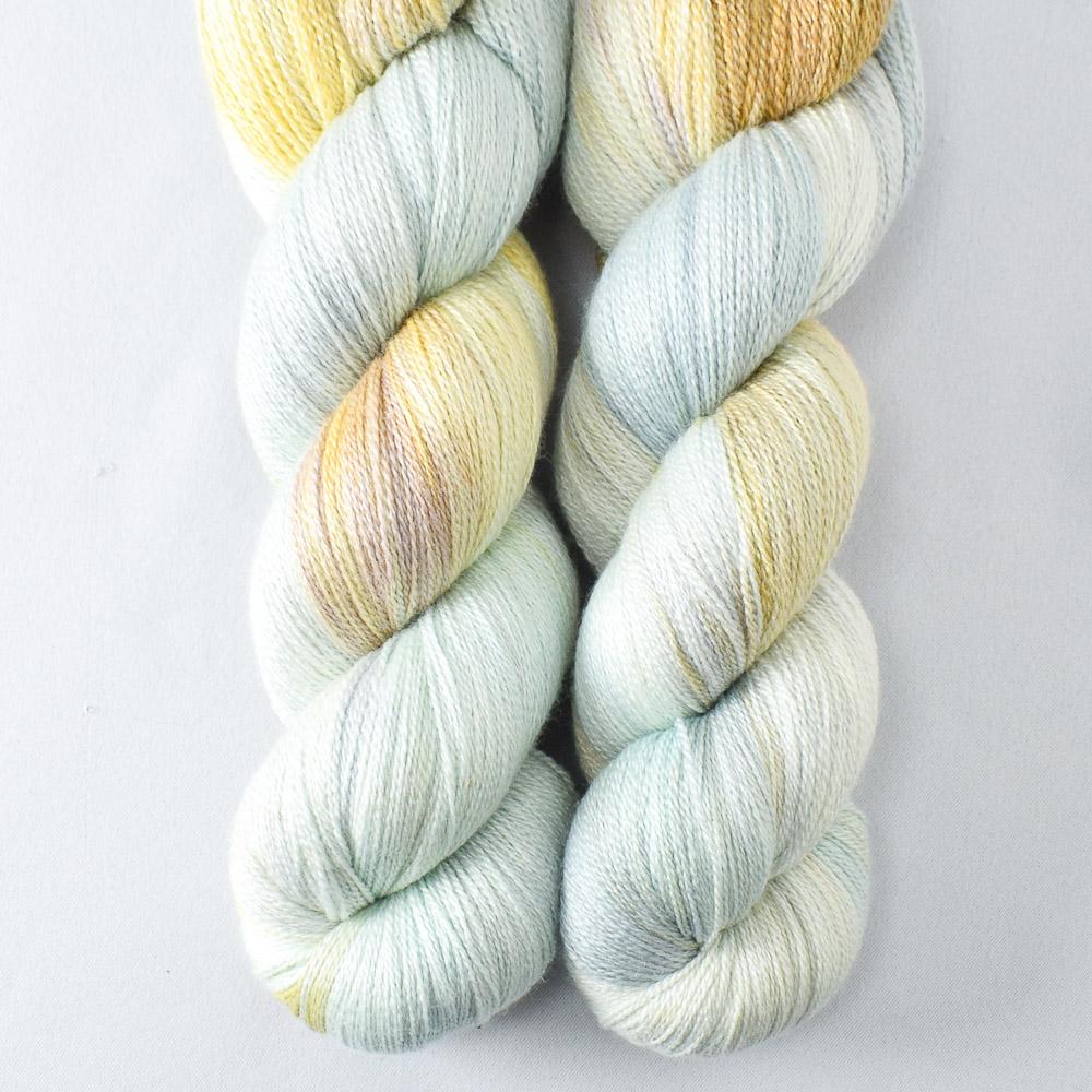 Mantis - Miss Babs Yearning yarn