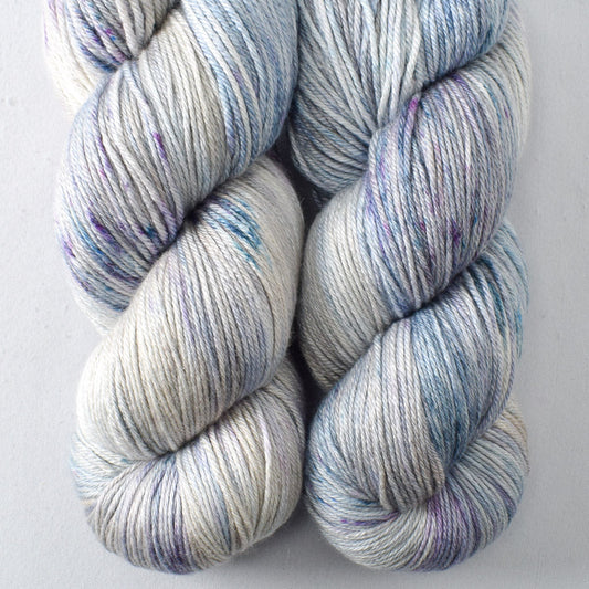 Mariposa - Miss Babs Big Silk yarn