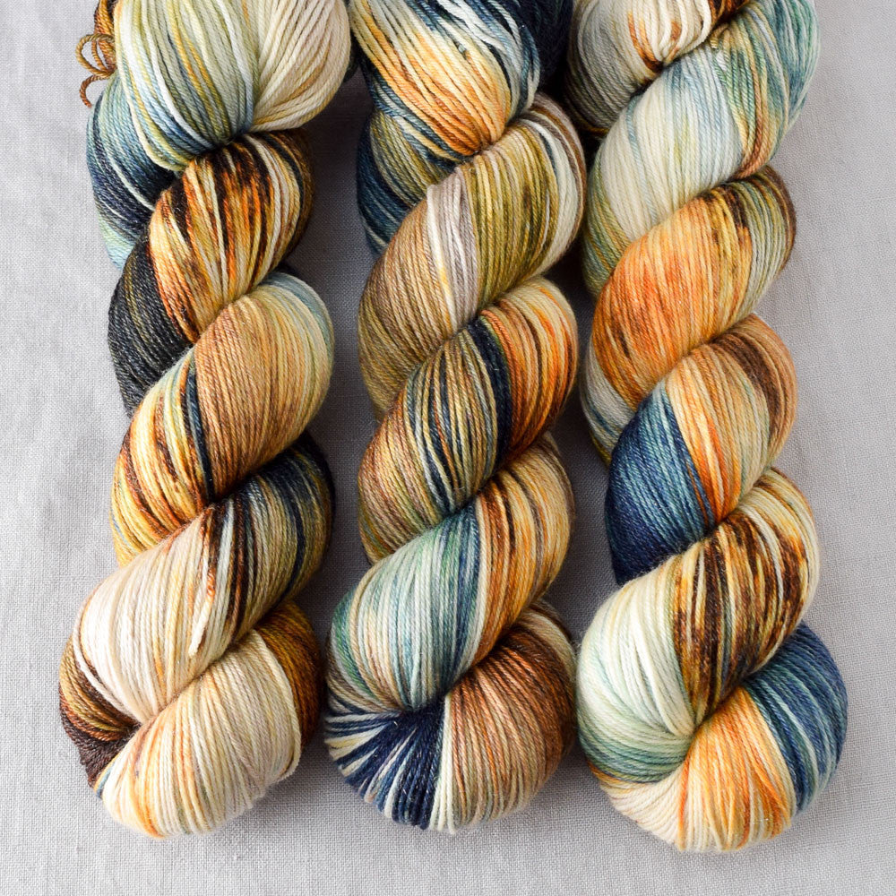 Meadow Brown - Miss Babs Tarte yarn