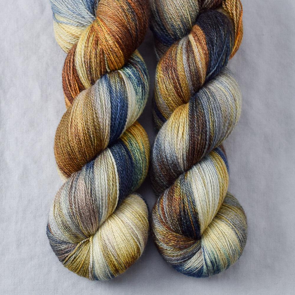 Meadow Brown - Miss Babs Yearning yarn