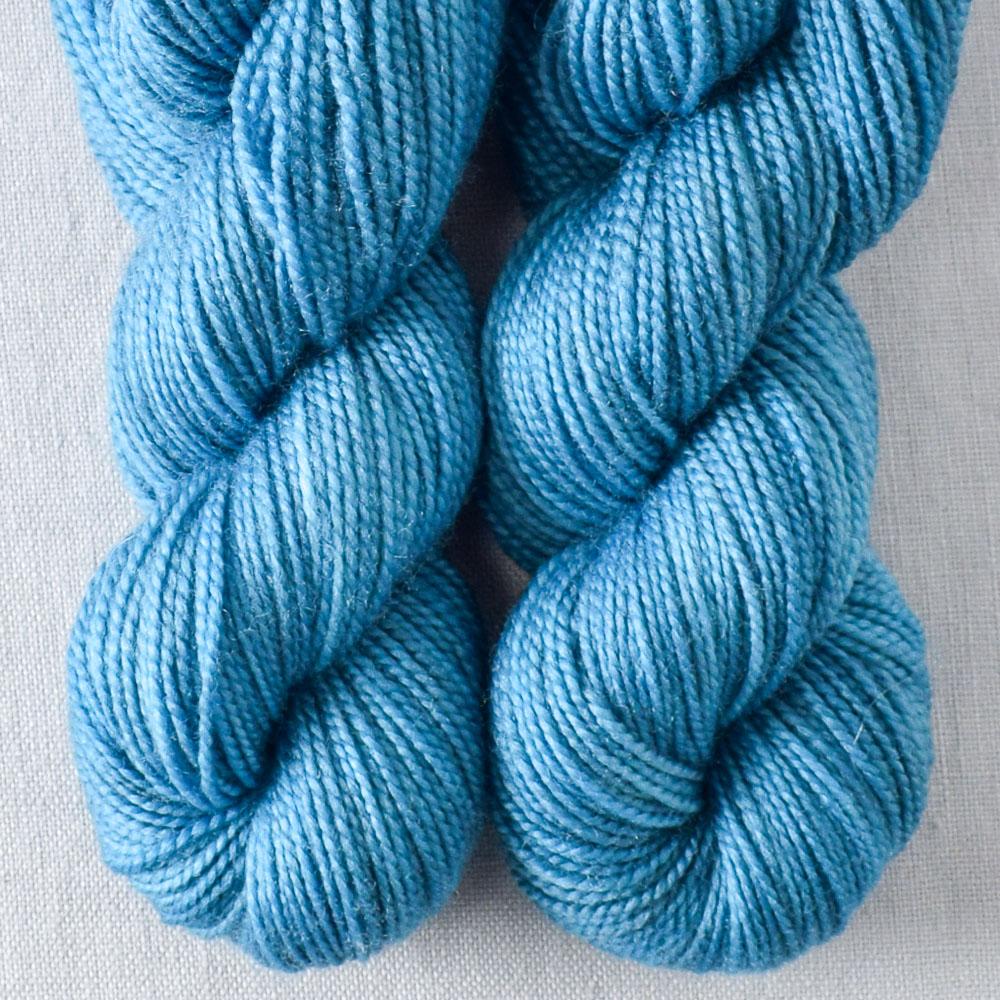 Mizzle - Miss Babs 2-Ply Toes yarn
