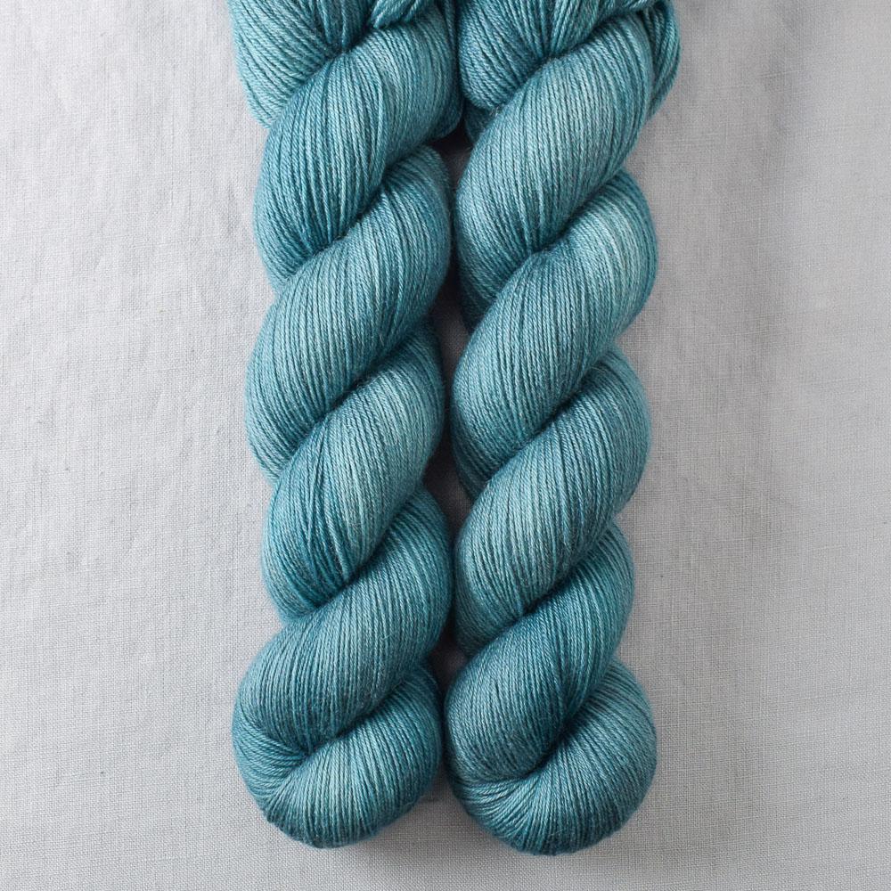 Monsoon - Miss Babs Katahdin 600 yarn