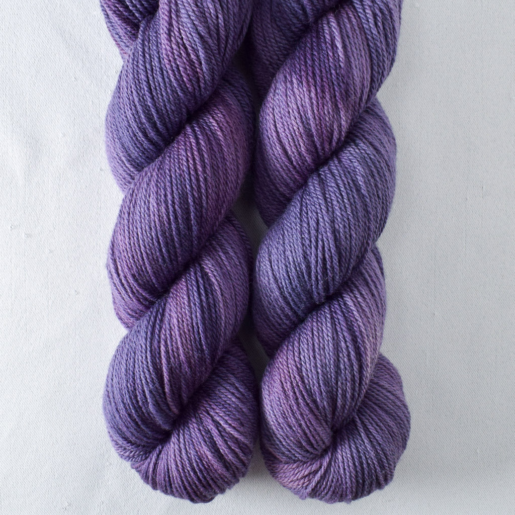 Moondrop Grapes - Miss Babs Killington 350 yarn