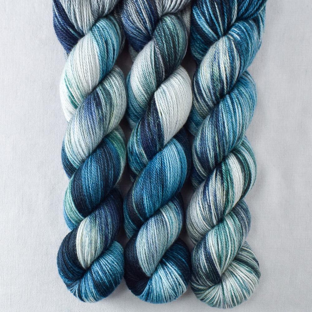 Moonlight Stroll - Miss Babs Caroline merino-cashmere-nylon yarn