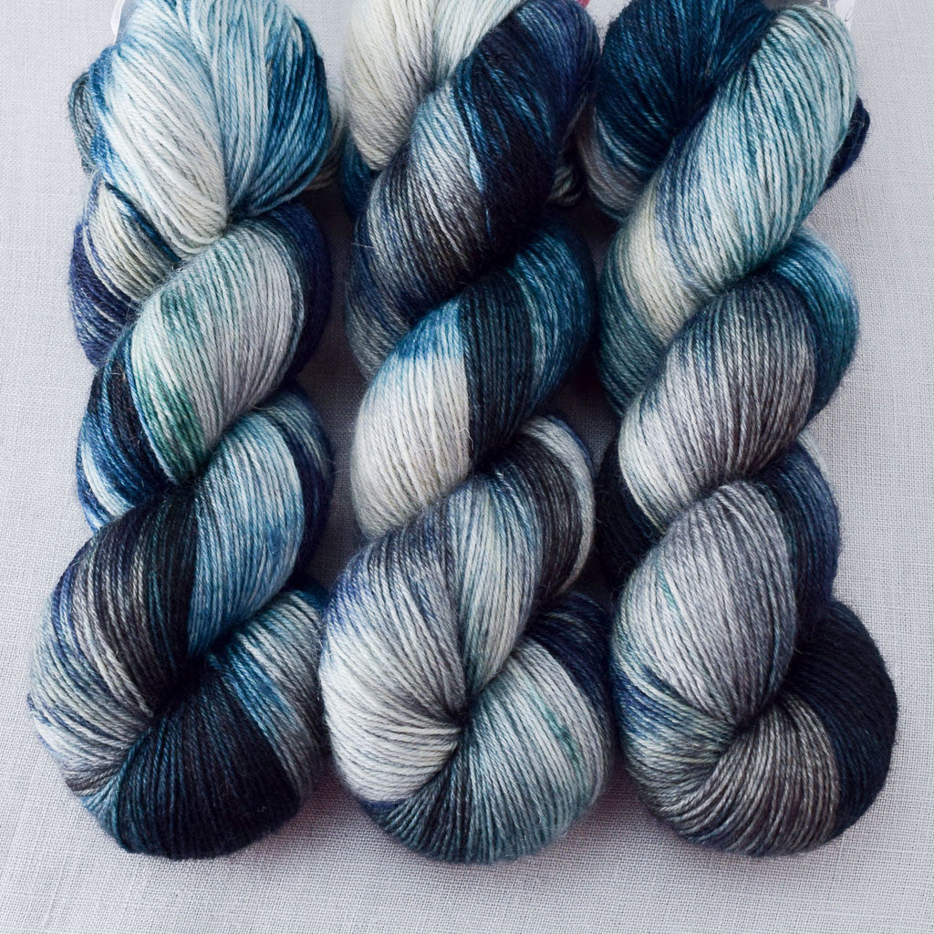 Moonlight Stroll - Miss Babs Katahdin 437 superwash BFL wool yarn