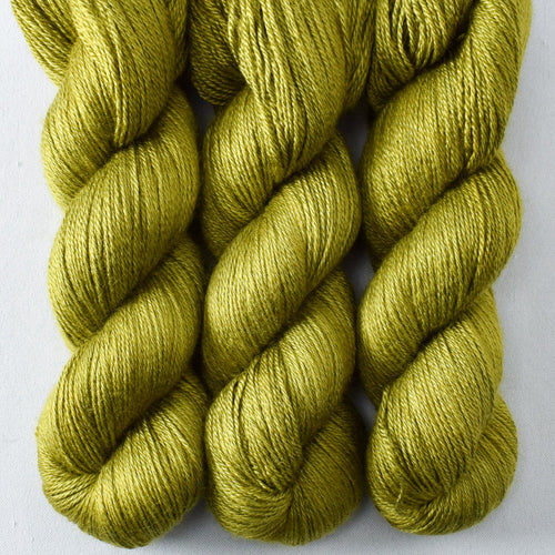 Moss - Miss Babs Holston yarn