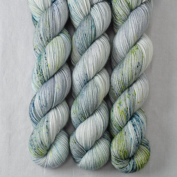 Mother Earth - Miss Babs Yummy 2-Ply yarn