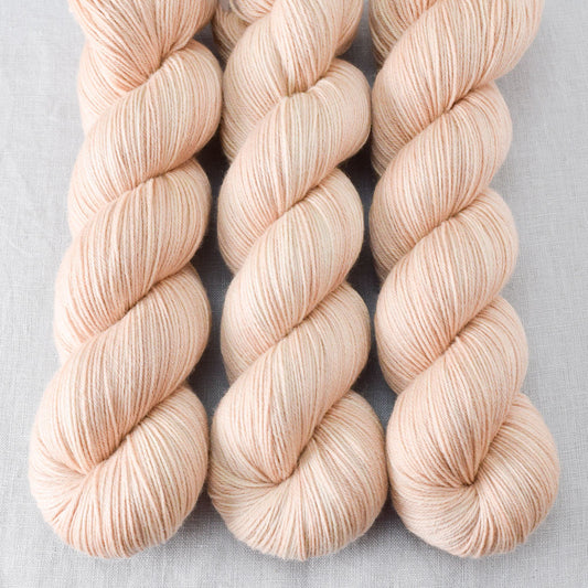 Muslin - Miss Babs Tarte yarn