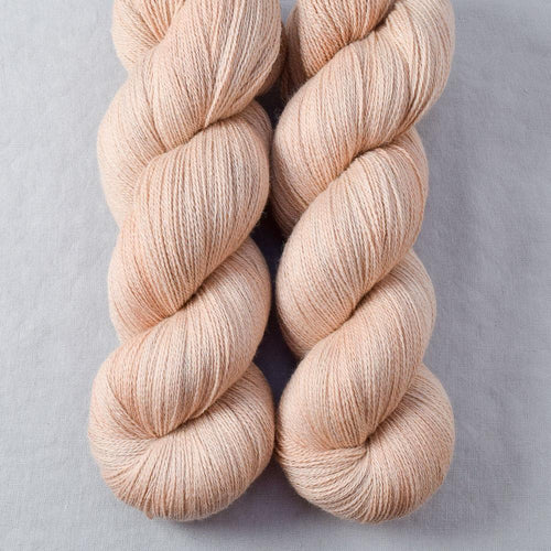 Muslin - Miss Babs Yearning yarn