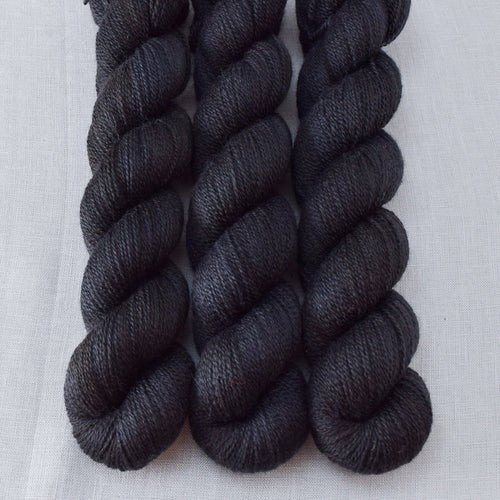 Obsidian - Miss Babs Yet yarn