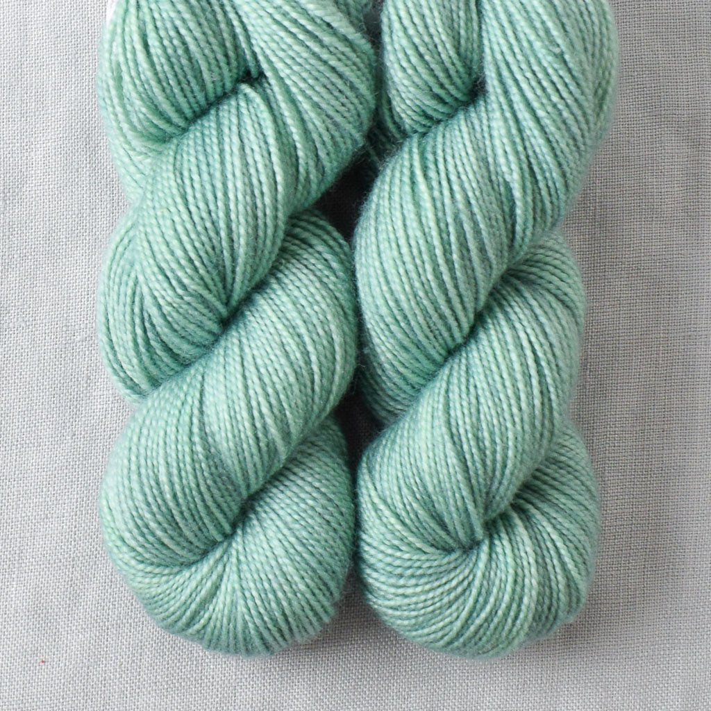 Oceanic - Miss Babs Yummy 2-Ply Toes superwash Merino wool yarn