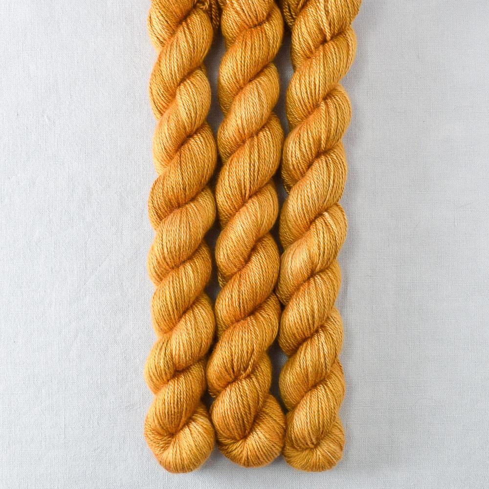 Old Gold - Miss Babs Sojourn cashmere and silk yarn
