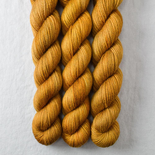 Old Gold - Miss Babs Yowza Mini yarn