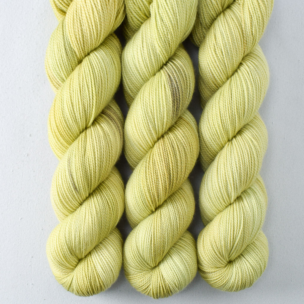 Olive Rush - Miss Babs Yummy 2-Ply yarn
