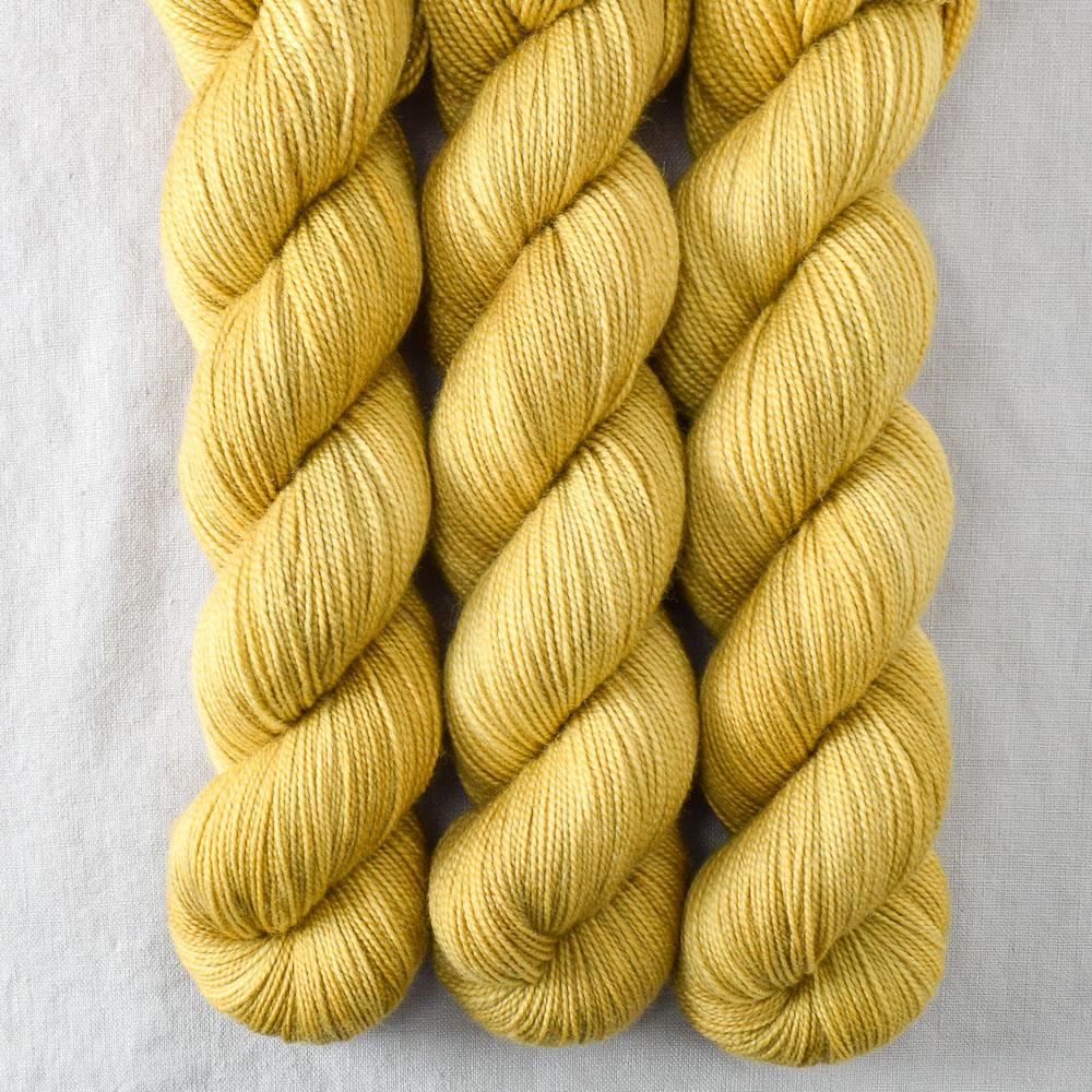 Oolong - Miss Babs Yummy 2-Ply superwash Merino wool yarn