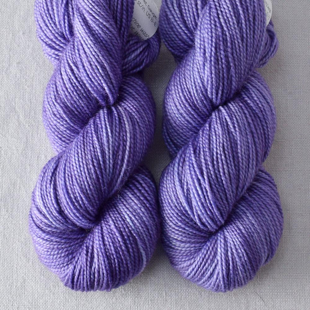 Oomph - Miss Babs Yummy 2-Ply Toes superwash Merino wool yarn