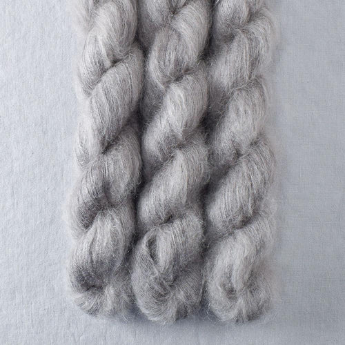 Oyster - Miss Babs Moonglow yarn