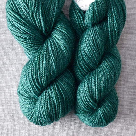 Oz - Miss Babs Yummy 2-Ply Toes superwash Merino wool yarn