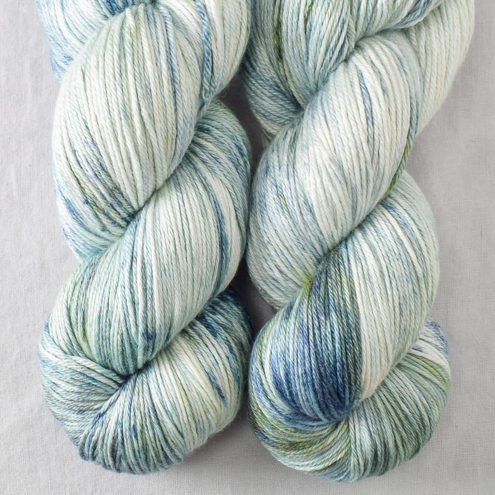 Pacifica - Miss Babs Big Silk wool and silk blend yarn