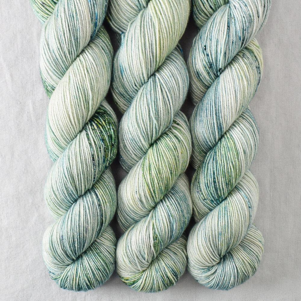 Pacifica - Miss Babs Estrellita fingering weight superwash merino and Lurex yarn