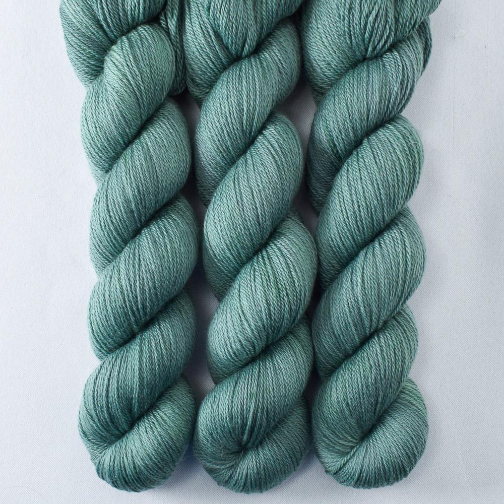 Pallon Beach - Miss Babs Caroline merino-cashmere-nylon yarn
