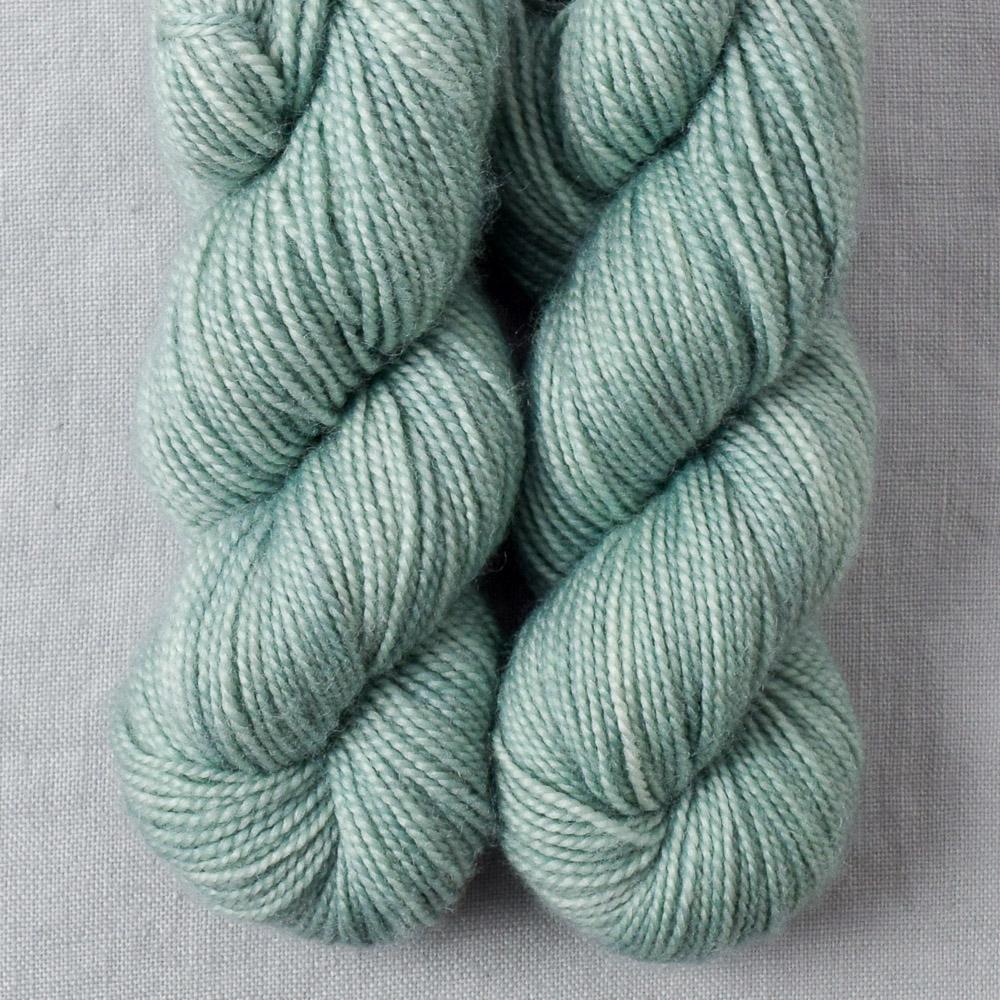 Palm Valley - Miss Babs Yummy 2-Ply Toes superwash Merino wool yarn
