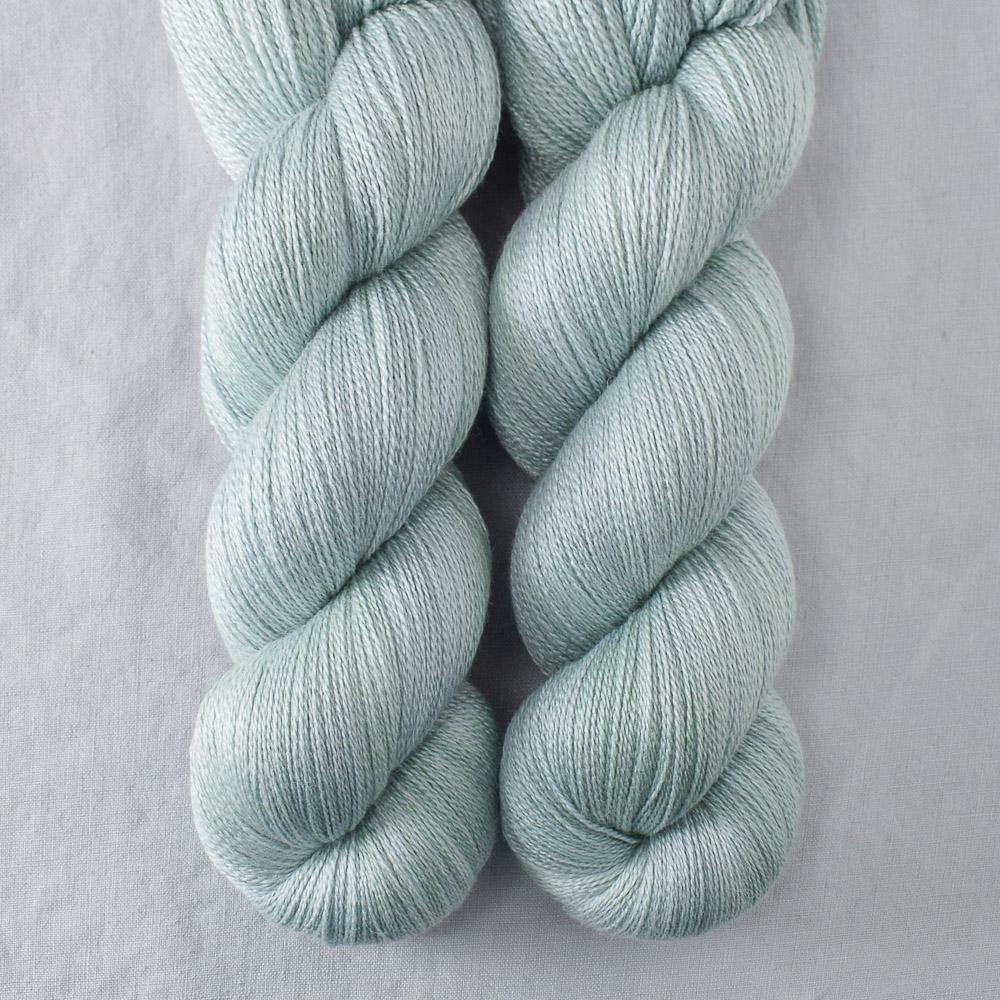 Palm Valley - Miss Babs Yearning yarn