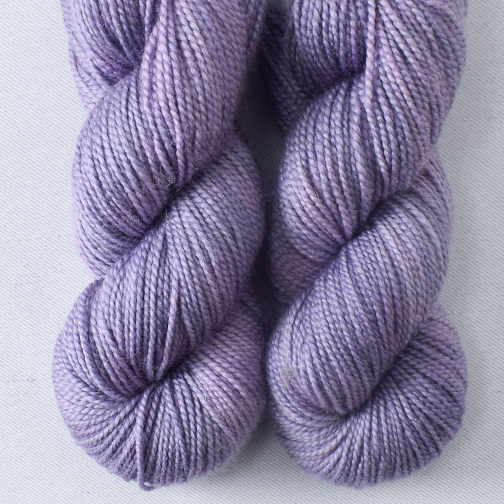 Patrizia - Miss Babs Yummy 2-Ply Toes superwash Merino wool yarn
