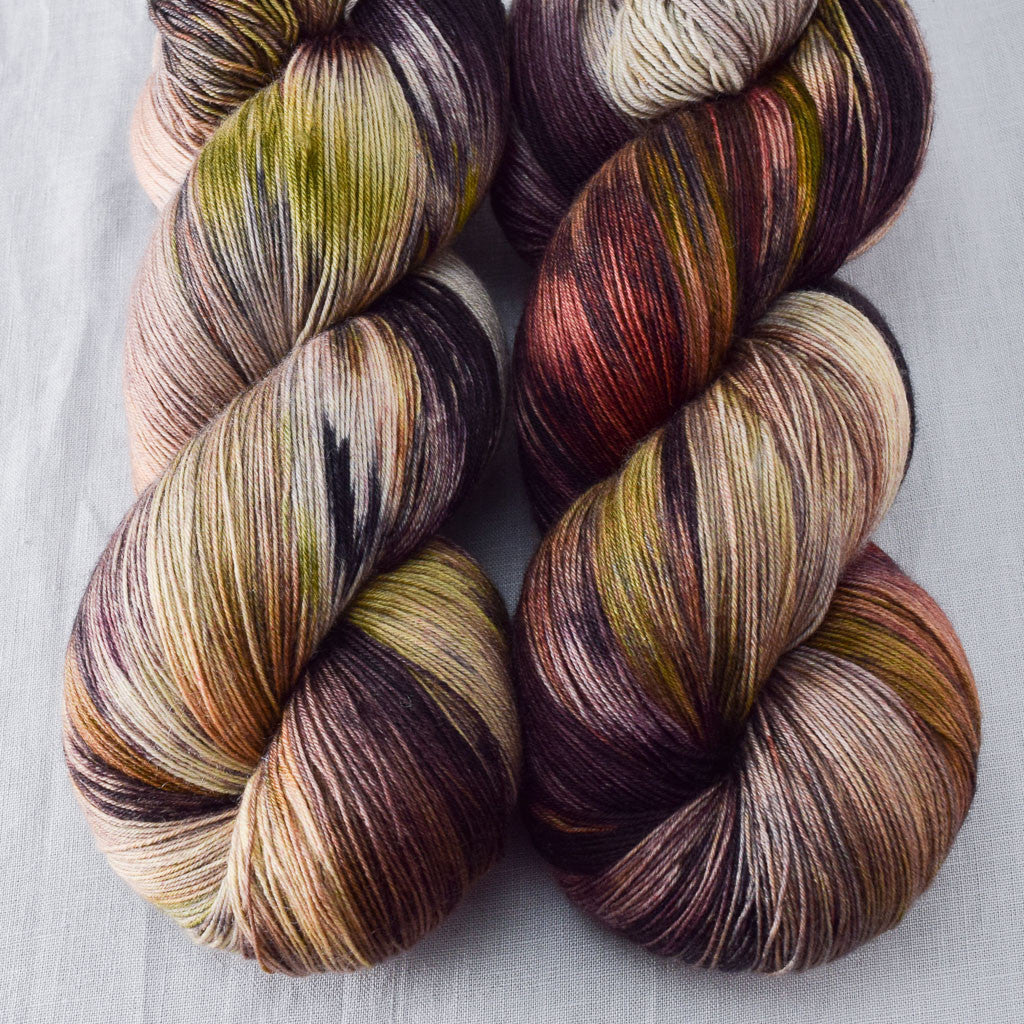 Petrified Forest - Miss Babs Katahdin yarn