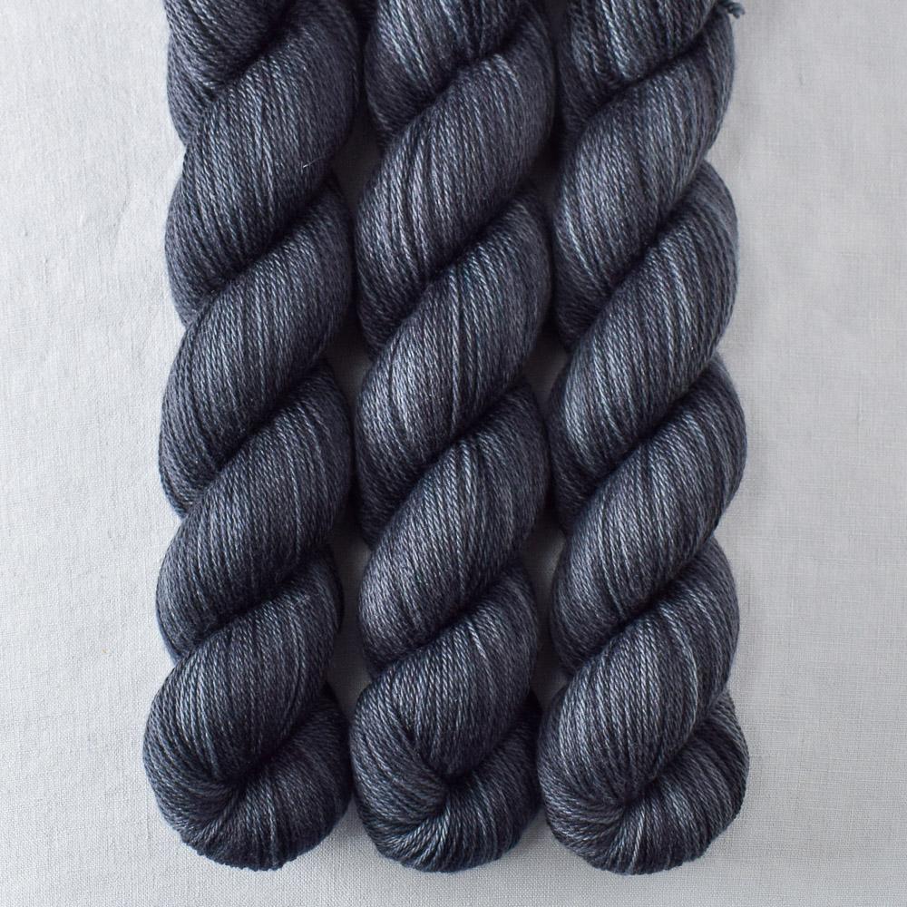 Pewter - Miss Babs Caroline merino-cashmere-nylon yarn