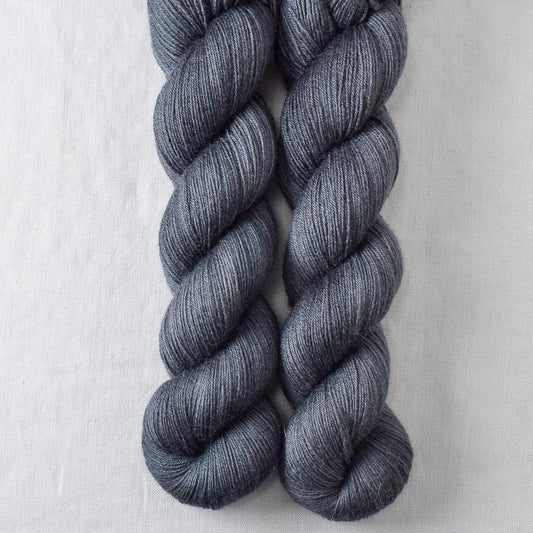 Pewter - Miss Babs Katahdin 600 yarn