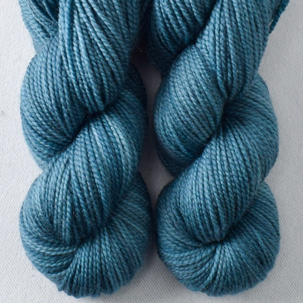 Pilot Mountain - Miss Babs Yummy 2-Ply Toes superwash Merino wool yarn