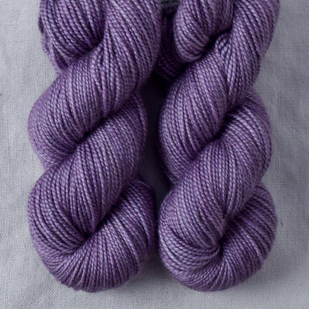 Pinot Noir Grapes - Miss Babs Yummy 2-Ply Toes superwash Merino wool yarn