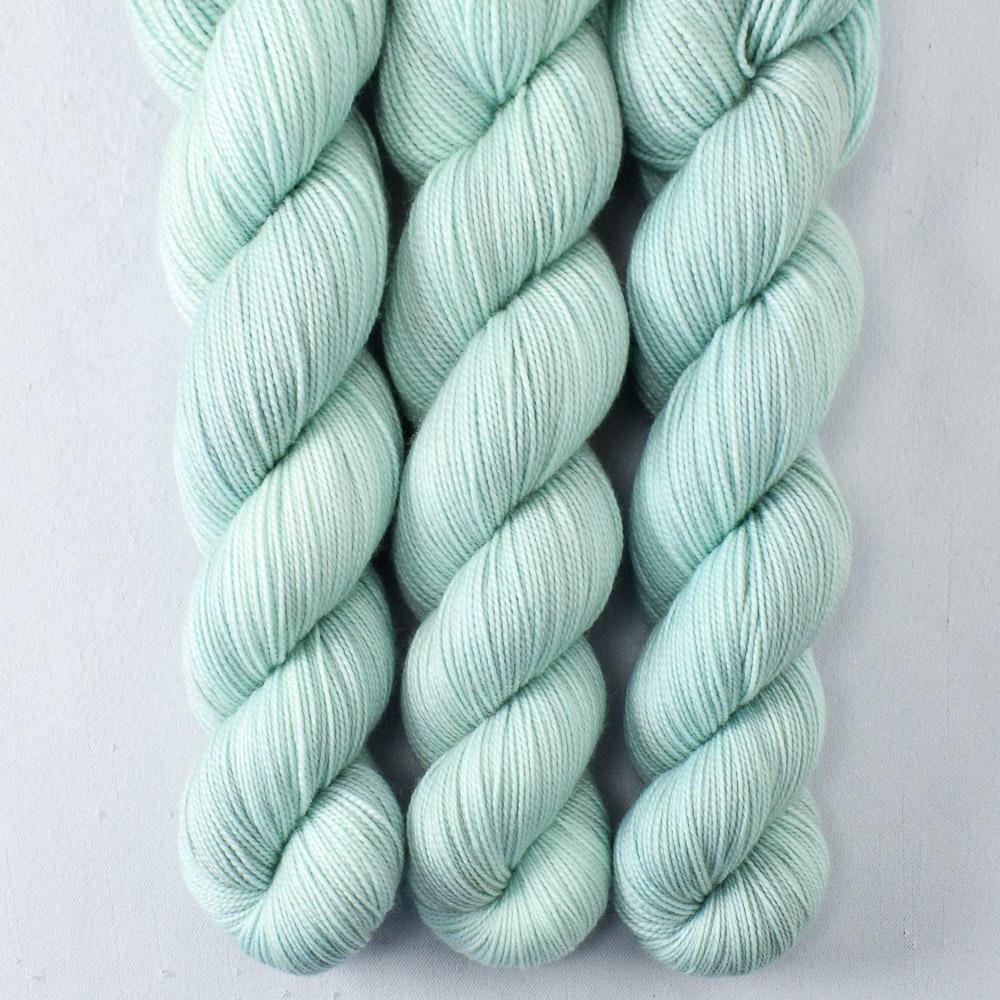 Planet - Miss Babs Yummy 2-Ply superwash Merino wool yarn