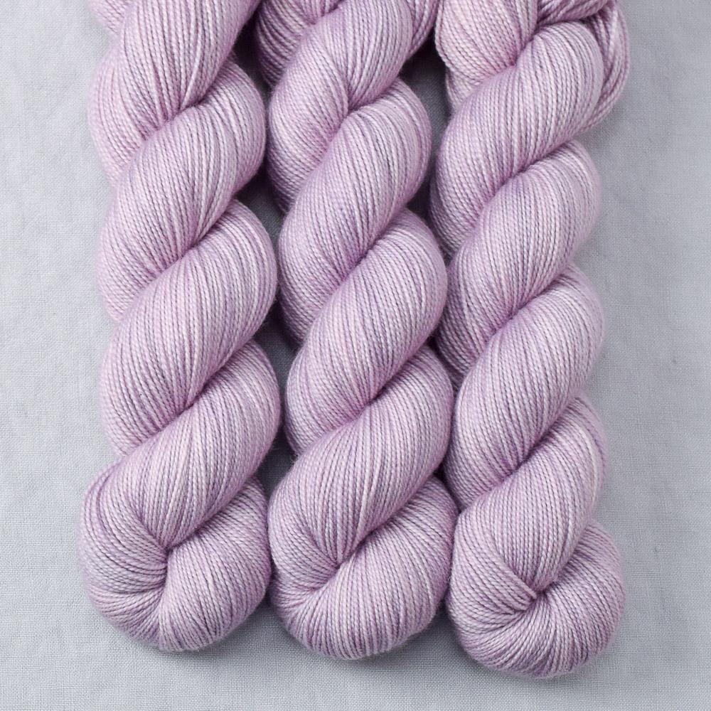 Pleione - Miss Babs Yummy 2-Ply superwash Merino wool yarn