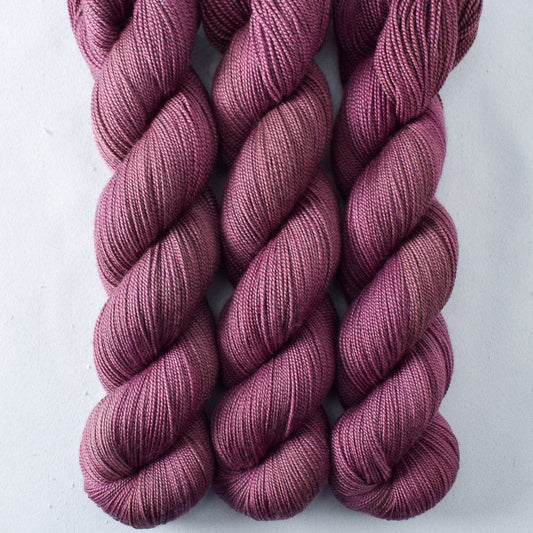 Plum - Miss Babs Avon yarn