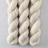 Pogonip - Miss Babs Yummy 2-Ply superwash Merino wool yarn