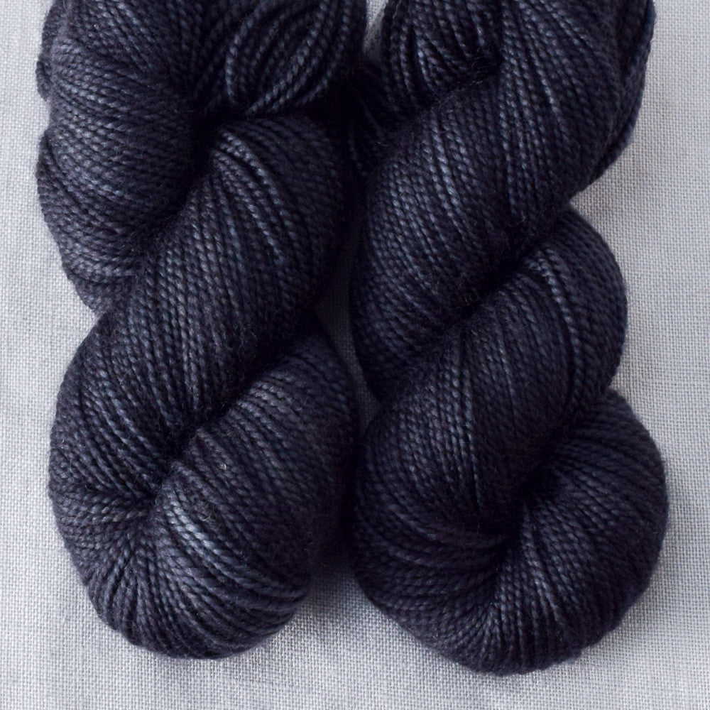 Provocation - Miss Babs Yummy 2-Ply Toes superwash Merino wool yarn