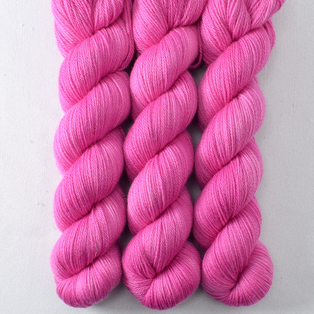 Puffy Jacket - Miss Babs Caroline merino-cashmere-nylon yarn