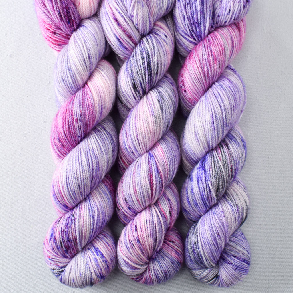 Purple Mountains - Miss Babs Caroline merino-cashmere-nylon yarn