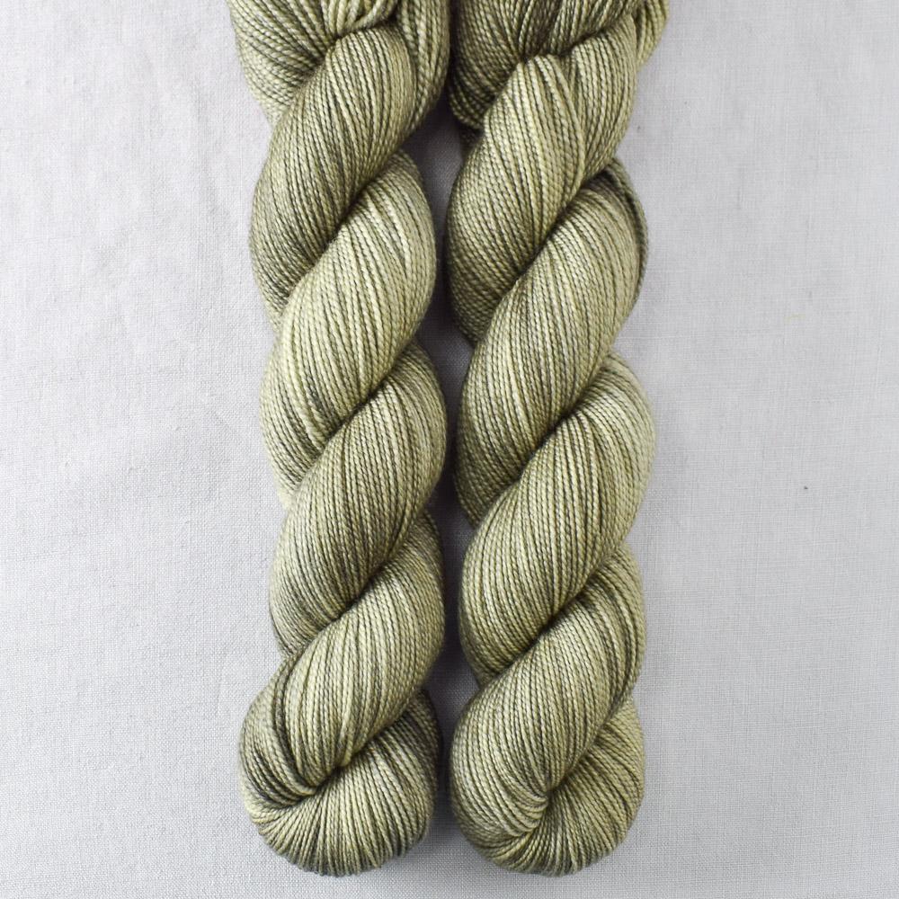 Quay - Miss Babs Yummy 2-Ply superwash Merino wool yarn